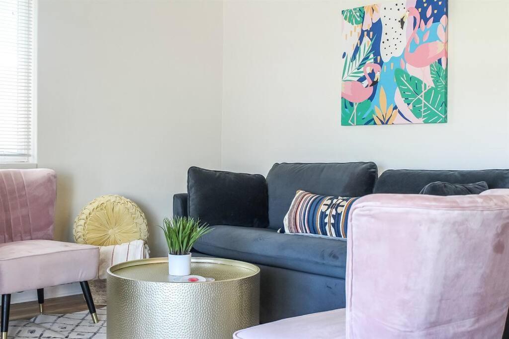 Newly Remodeled Midcentury Pink Flamingo Casa Villa Phoenix Exteriör bild