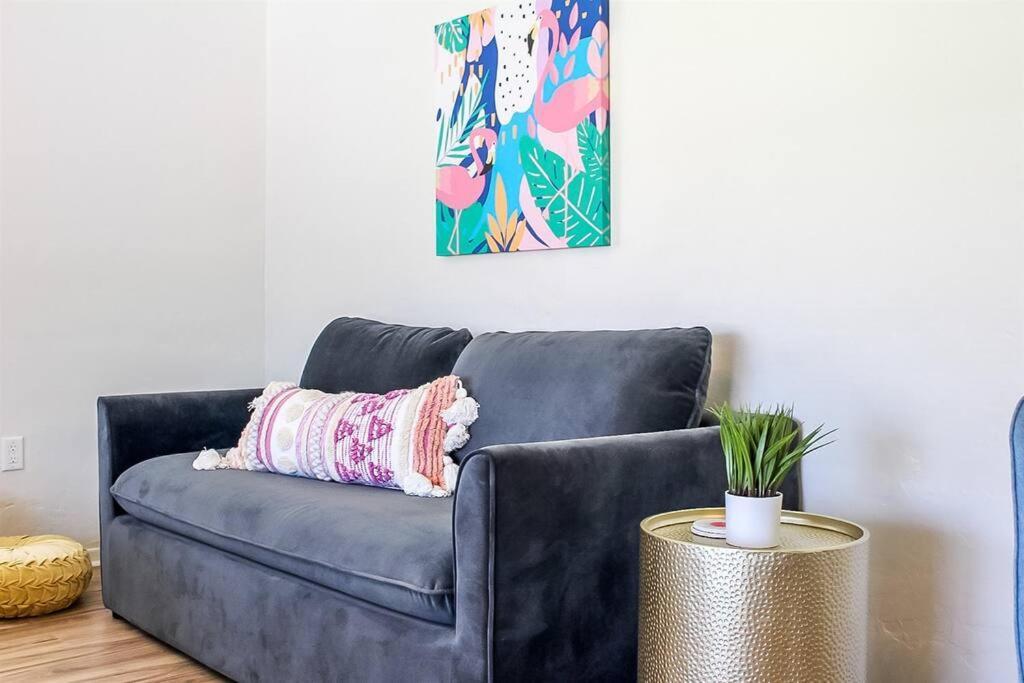 Newly Remodeled Midcentury Pink Flamingo Casa Villa Phoenix Exteriör bild